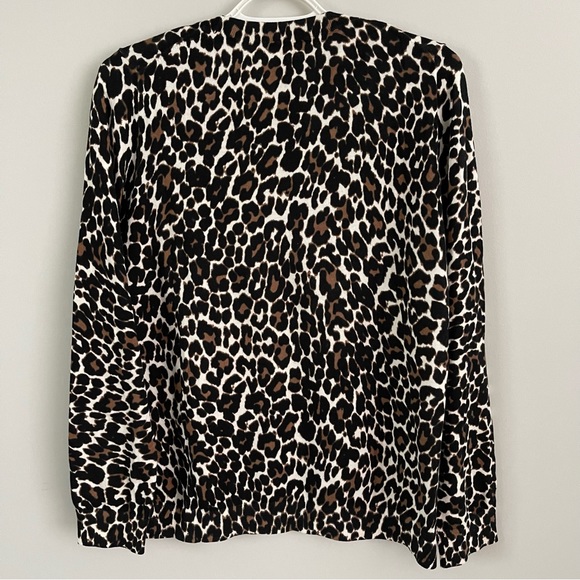 J Crew Leopard Teddie Sweater Size Medium - Picture 3 of 4
